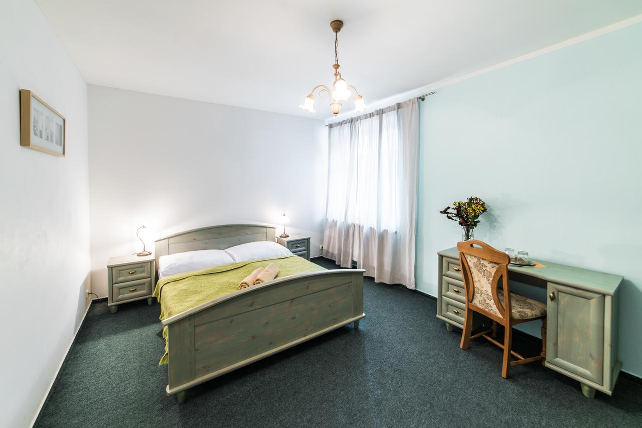Valassky Hotel A Pivni Lazne Ogar Luhačovice Extérieur photo